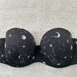 Torrid Curve Bra 44DDD T-Shirt Bra Stars Astro space Strapless